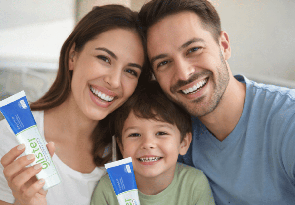 Amway Glister Multi-Action Toothpaste | Fluoride Toothpaste | Cavity Protection, Plaque Reduction & Teeth Whitening | Peppermint Fresh Breath | 200g
