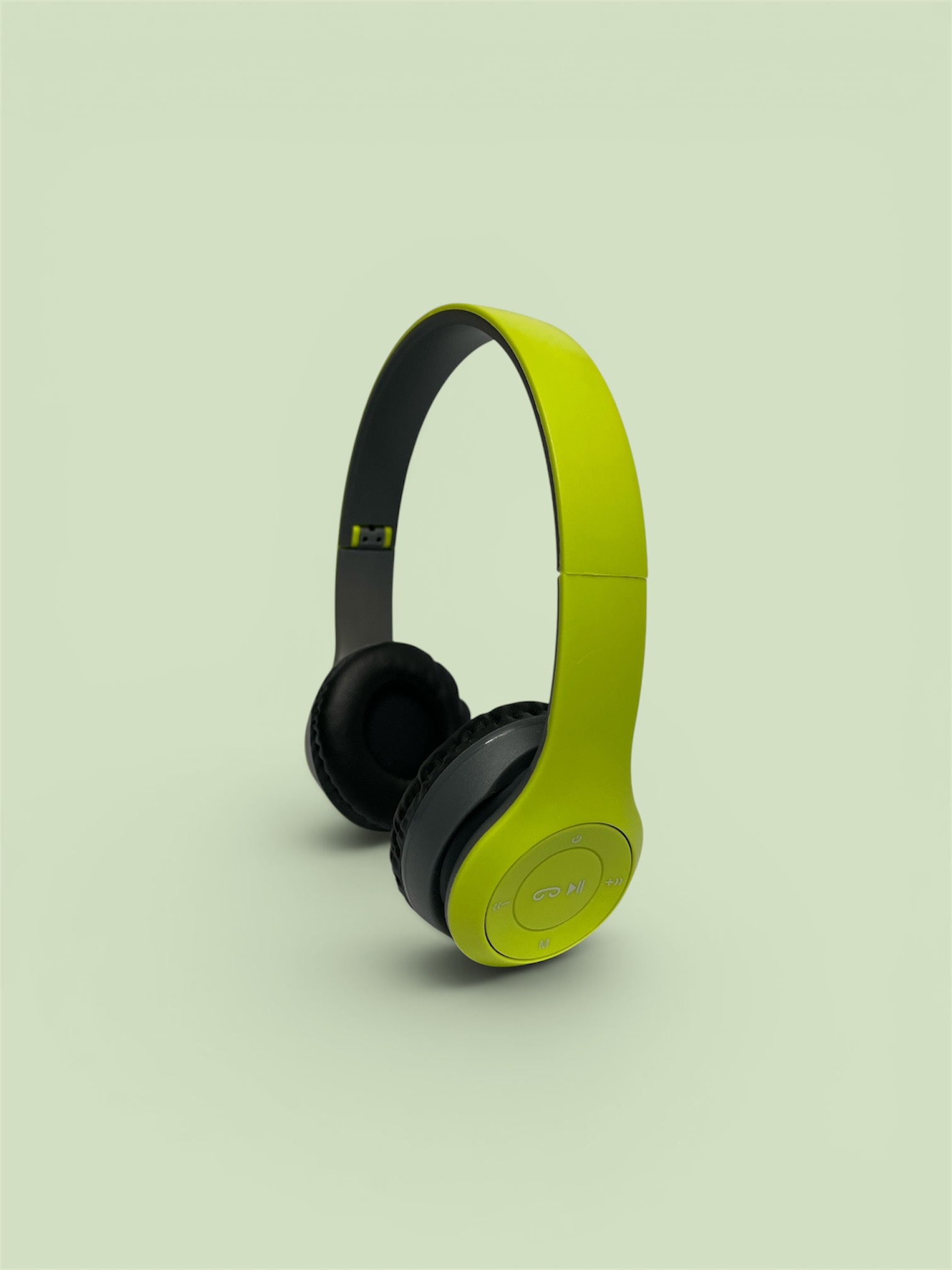 DLS P47 Wireless Bluetooth Headphones 4.2+EDR | Over-Ear Foldable with Deep Bass, FM Radio, TF Card Support | Compatible with all device